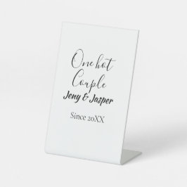 One hot couple add name since 20XX year date 台座サイン