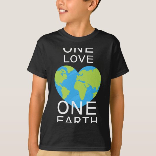 One Love One Earth Earth Day Save Our Planet T Shi Tシャツ (正面)