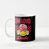 One Loved Dude Checkered Heart Valentines Day Boys コーヒーマグカップ (左)