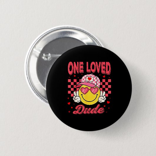 One Loved Dude Checkered Heart Valentines Day Boys 缶バッジ (正面&裏面)