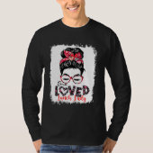 One Loved Lunch Lady Messy Bun Tシャツ (正面)