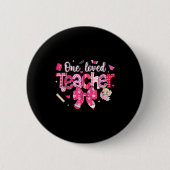 One Loved Teacher Coquette Bow Pencil Valentine Gi 缶バッジ (正面)