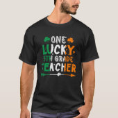 One Lucky 5th Grade Teacher St Patricks Day Irish Tシャツ (正面)