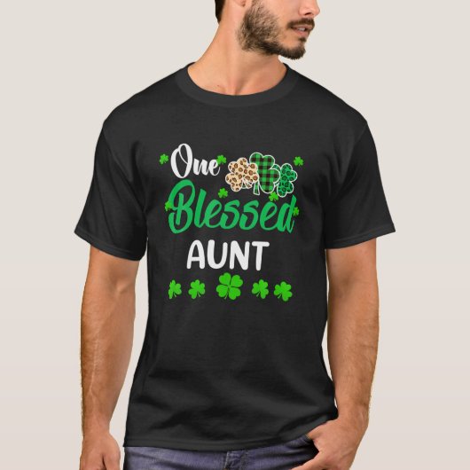 One Lucky Aunt Clover St. Patrick's Day Irish Tシャツ (正面)