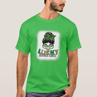 One Lucky Biomedical Scientist Bleached St Patrick Tシャツ