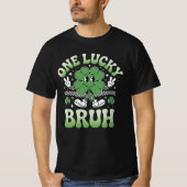 One Lucky Bruh Shirt – Funny St Patrick’s Day Clov Tシャツ (正面)
