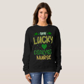 One Lucky Dialysis Nurse Saint Patricku2019s Day D スウェットシャツ (正面フル)