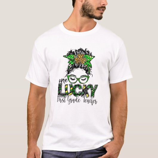 One Lucky First Grade Teacher St Patrick Day Teach Tシャツ (正面)