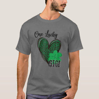 One Lucky Gigi Leopard Heart St Patrick’S Day Tシャツ