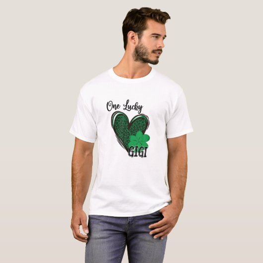 One Lucky Gigi Leopard Heart St Patrick’S Day Tシャツ (正面フル)