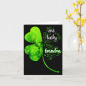One Lucky Grandma Shamrock Grandma St Patricks Day カード (黄色い花)