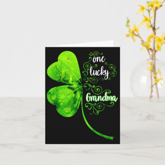 One Lucky Grandma Shamrock Grandma St Patricks Day カード (黄色い花)
