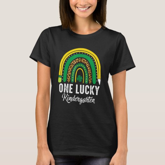 One Lucky Kindergarten Rainbow St Patricks Day Tea Tシャツ (正面)