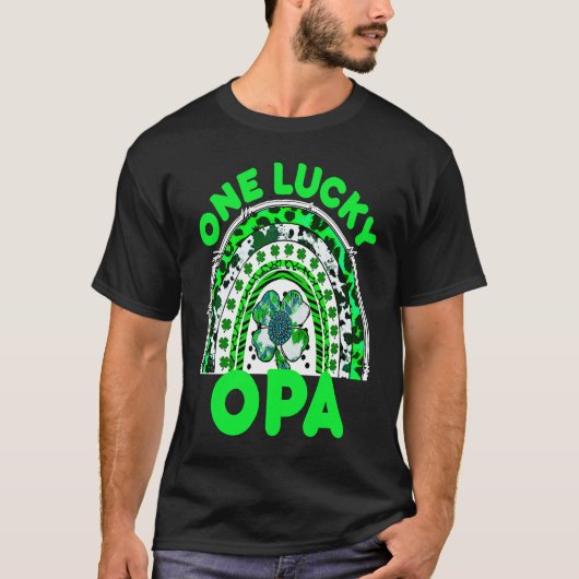 One Lucky Opa Good Luck Green Rainbow Shamrock Leo Tシャツ (正面)