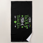 One Lucky Pre-K Teacher ShirtSt patricks day・アイリス ビーチタオル (正面)