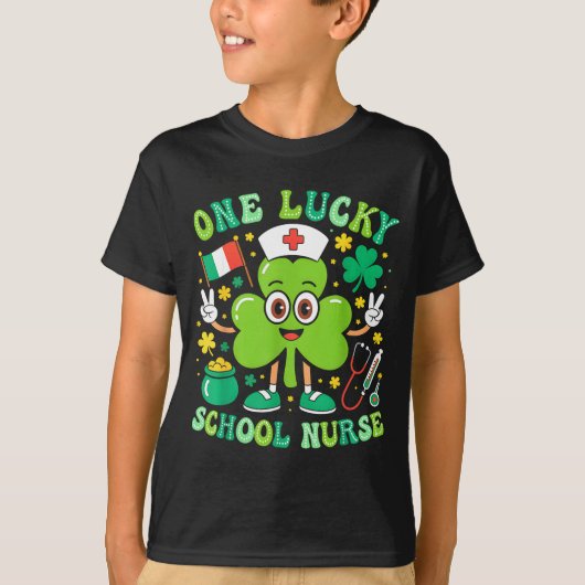 One Lucky School Nurse St Patrick's Day Shamrock I Tシャツ (正面)