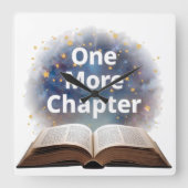 One More Chapter Book Lovers Reading Magic スクエア壁時計 (正面)