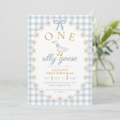 ONE Silly Goose ブルーのギンガムチェックとデイジーの1歳の誕生日 招待状 (スタンド正面)