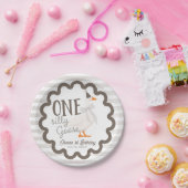 One Silly Goose Beige Bow 1st Birthday ペーパープレート (パーティー)