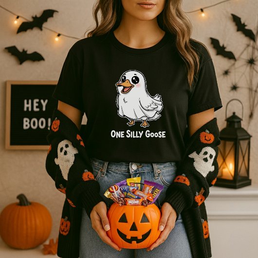 One Silly Goose Cute Halloween Shirt; Ghost Goose  Tシャツ