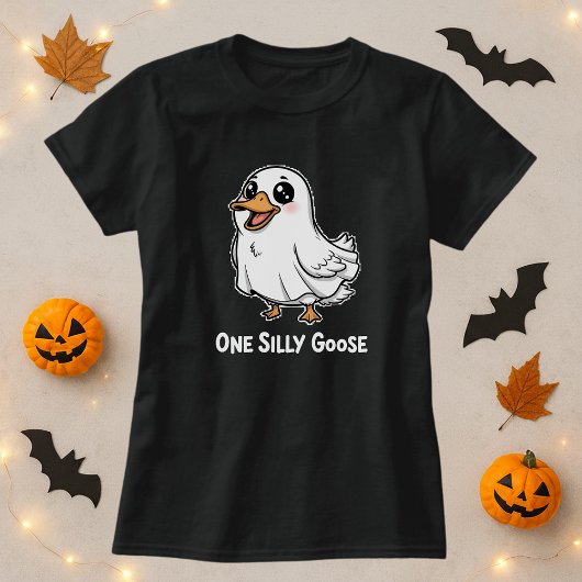 One Silly Goose Cute Halloween Shirt; Ghost Goose Tシャツ
