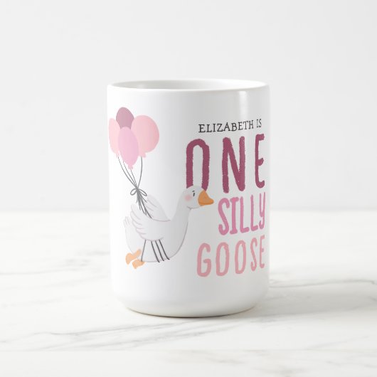 One Silly Goose Pink Birthday コーヒーマグカップ (中央)