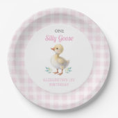 One Silly Goose Pink Gingham Girl First Birthday ペーパープレート (正面)