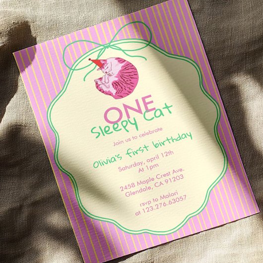 One Sleepy Cat 1st Birthday – Yellow Stripes 招待状