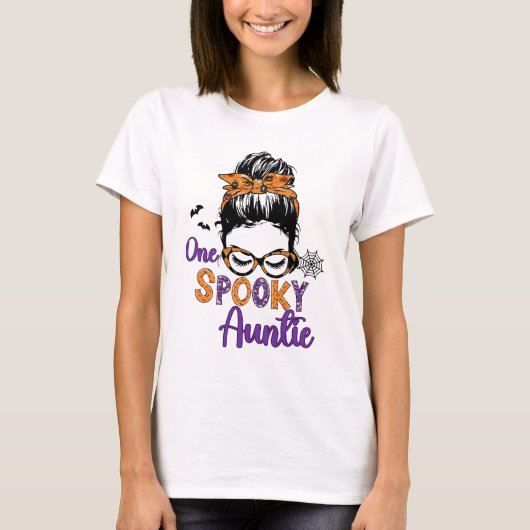 One Spooky Auntie Funny Halloween Aunt Tシャツ (正面)
