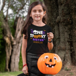 One Spooky Sister, Fun Halloween Family Tシャツ