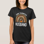 One Thankful Husband Thanksgiving Rainbow Leopard Tシャツ (正面)