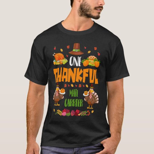 One Thankful Mail Carrier Fall Autumn Thanksgiving Tシャツ (正面)