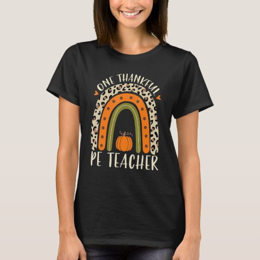 One Thankful Pe Teacher Thanksgiving Women Leopard Tシャツ (正面)