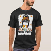 One Thankful Postal Worker Messy Bun Fall Thanksgi Tシャツ (正面)