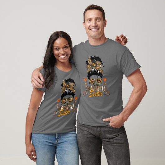 One Thankful Sister Funny Messy Bun Fall Autumn Th Tシャツ (ユニセックス)