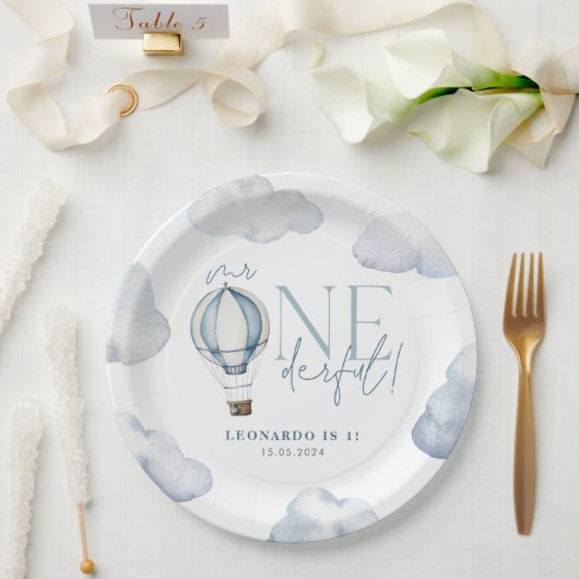 ONEderful Hot Air Balloon Boy 1st Birthday Blue ペーパープレート (ウェディング)