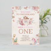 Onederland Floral First Birthday Girl Luxury 箔招待状 (立ち正面)