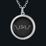 Oops Shrug Emoticon O\_(シ)_/ 日本のKaomoji シルバープレートネックレス<br><div class="desc">ギークおもしろいユーモア加重寺頭の無垢なOops shruging絵文字日本のASCII文字アート顔マーク。Globe Trottersは、地球の特異な画像を専門のまわりにに扱っている。グリーティングカユニークード、はがき、ポスター、マウスパッドなど。</div>