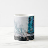 OPENED BLUE LOUVERED WINDOWS コーヒーマグカップ (中央)