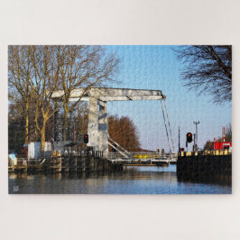 Ophaalbrug over gracht in Nederland. ジグソーパズル