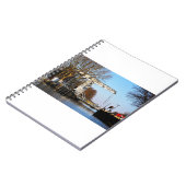 Ophaalbrug over gracht in Nederland. ノートブック (左側)