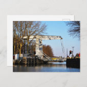 Ophaalbrug over gracht in Nederland. ポストカード (正面/裏面)