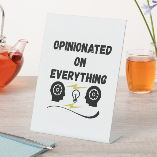 Opinionated On Everything 台座サイン (インサイチュ)