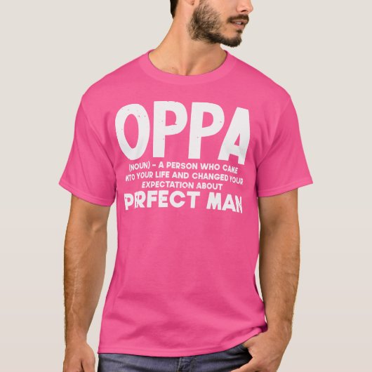Oppaの定義 K-Pop Tシャツ (正面)