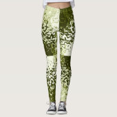Opposites Attract Leaf Green Leggings レギンス (正面)