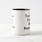 Opsの研究者のマグを信頼して下さい ツートーンマグカップ (中央)