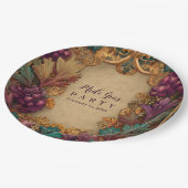 Opulent Grape Leaf Mardi Gras Masquerade ペーパープレート (アングル)