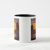 OR、オレゴンコースト、キャノンビーチ、2時のシースタック マグカップ (中央)