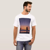OR、オレゴン州海岸、キャノンビーチ、海岸の岩(シー・スタック) Tシャツ (正面フル)