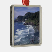 OR、オレゴン海岸、ヘケタのヘッドライトハウス メタルオーナメント (右)